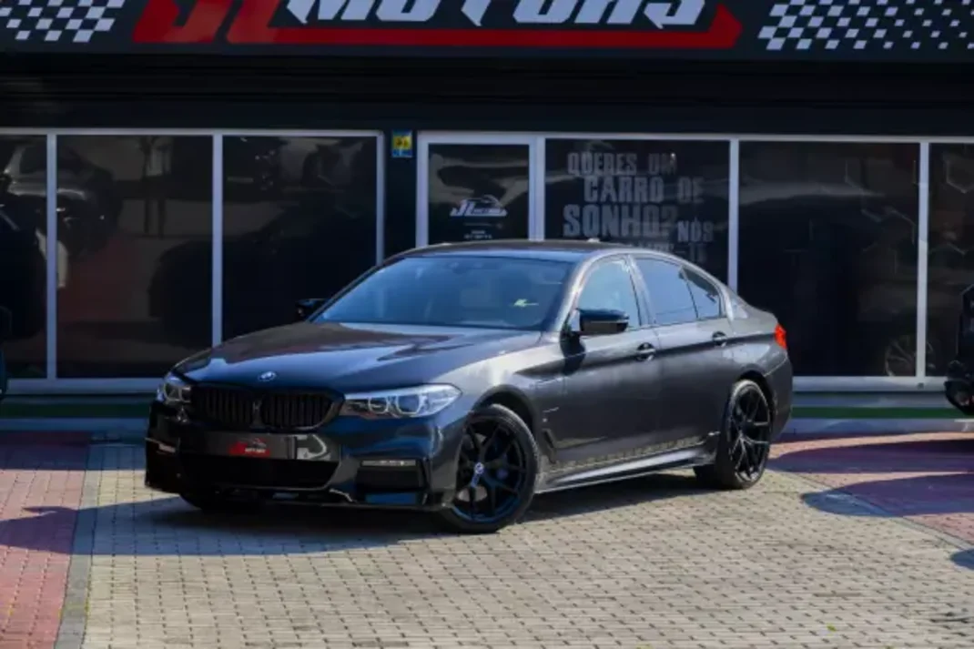 BMW 530e 2019 - 26850 EUR, 181810 km - AUTO.MOTO.pt - 181810km - foto 5 de 47