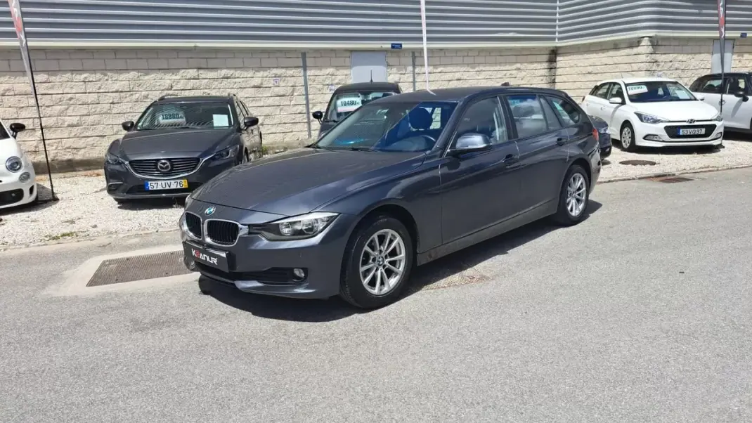 BMW 316 2014 - 13890 EUR, 173487 km - 173487km - foto 10 de 50