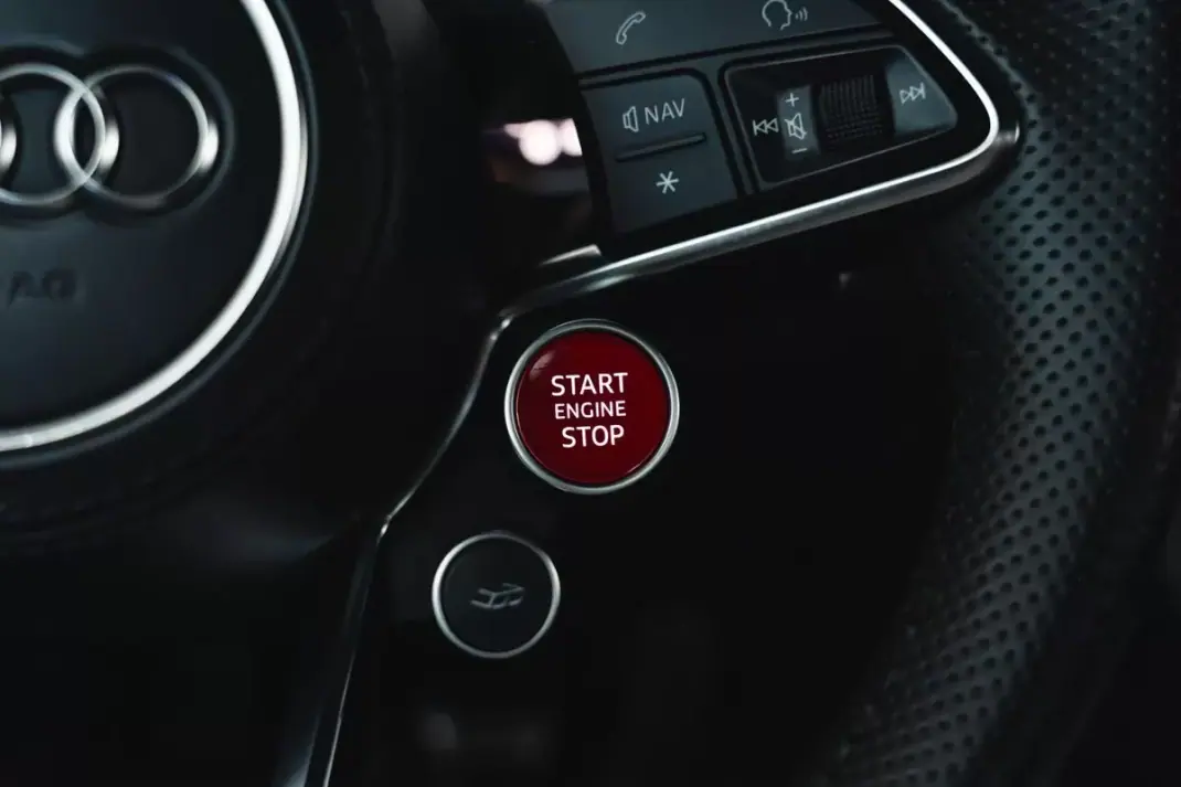 Audi R8 Coupé 2016 - 129950 EUR, 87000 km - 87000km - foto 42 de 51