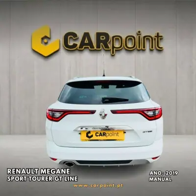 Renault Mégane Sport Tourer 2019 - 17900 EUR, 97310 km - AUTO.MOTO.pt - 97310km - foto 5 de 10
