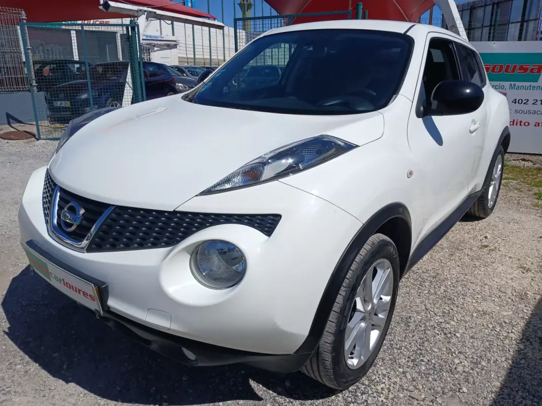 Nissan Juke 2013 - 9900 EUR, 175575 km - AUTO.MOTO.pt - 175575km - foto 1 de 27