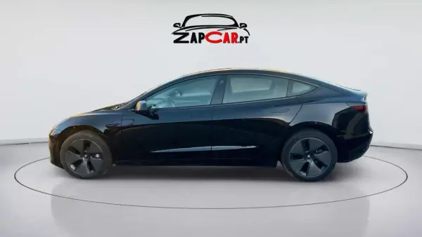 Tesla Model 3 2023 — foto 2 de 16