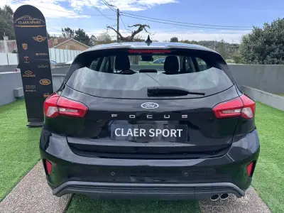 Ford Focus 2018 - 10900 EUR, 100000 km - AUTO.MOTO.pt - 100000km - foto 8 de 56
