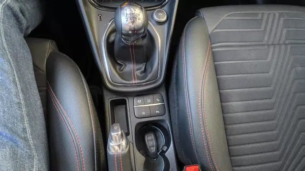 Ford Puma 2022 - 18900 EUR, 76000 km - AUTO.MOTO.pt - 76000km - foto 30 de 39