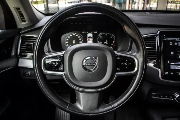 Volvo XC 90 2021 - 37990 EUR, 110263 km - AUTO.MOTO.pt - 110263km - foto 12 de 44