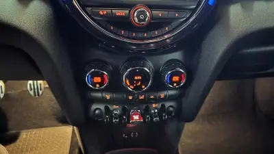 MINI One 2016 - 11850 EUR, 153106 km - AUTO.MOTO.pt - 153106km - foto 35 de 51