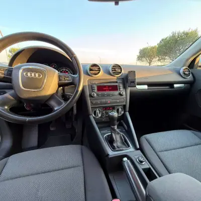Audi A3 2010 - 6950 EUR, 355000 km - AUTO.MOTO.pt - 355000km - foto 13 de 17