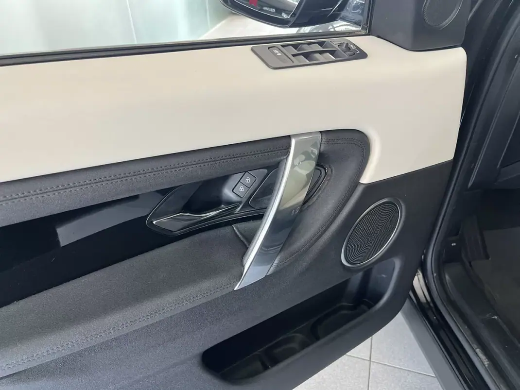 Land Rover Discovery Sport 2021 - 29800 EUR, 119616 km - 119616km - foto 22 de 25