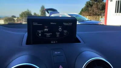 Audi A1 Sportback 2014 - 10999 EUR, 159000 km - AUTO.MOTO.pt - 159000km - foto 27 de 37