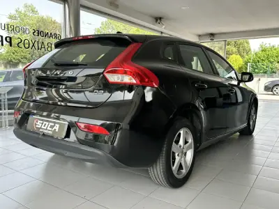 Volvo V40 2018 - 16890 EUR, 100139 km - 100139km - foto 5 de 21