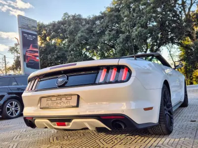 Ford Mustang 2015 - 37500 EUR, 159000 km - AUTO.MOTO.pt - 159000km - foto 9 de 22