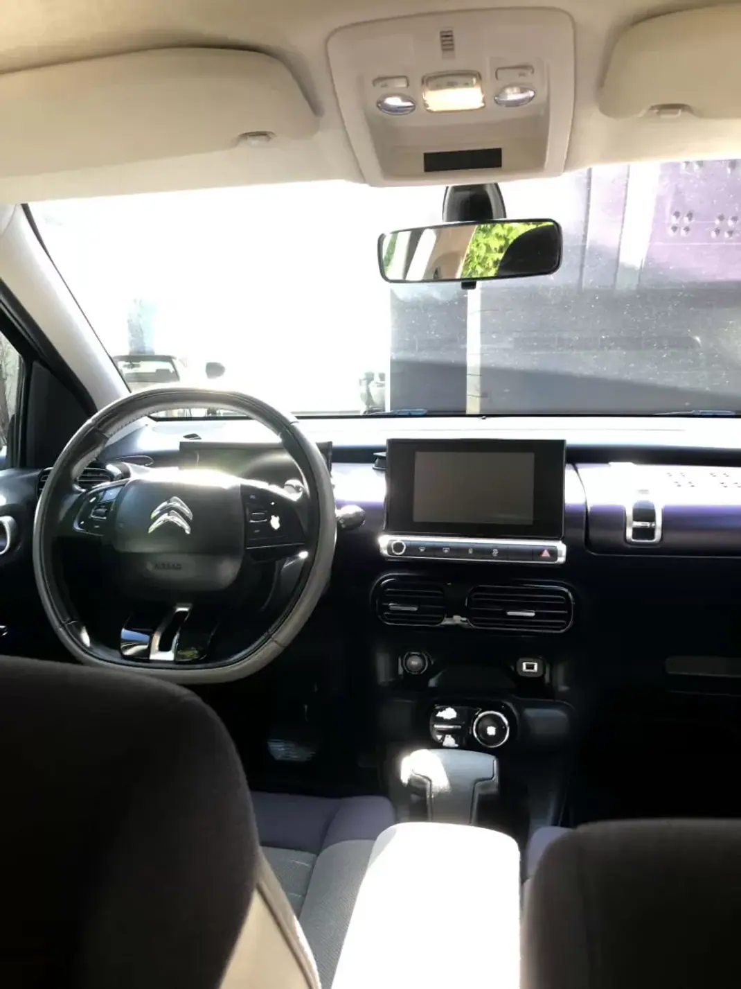 Citroën C4 Cactus 2014 - 9900 EUR, 167000 km - 167000km - foto 11 de 21