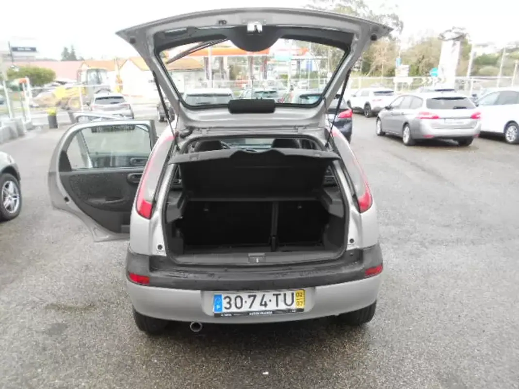 Opel Corsa 2002 - 3500 EUR, 0 km - AUTO.MOTO.pt - foto 12 de 12