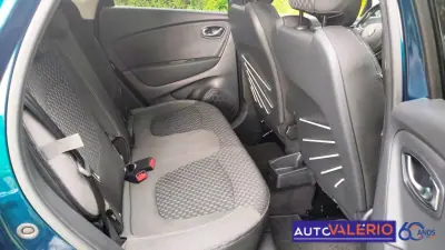 Renault Captur 2019 - 18950 EUR, 35775 km - AUTO.MOTO.pt - 35775km - foto 29 de 34