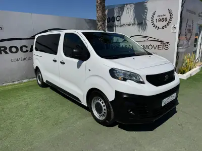 Peugeot Expert 2022 - 29900 EUR, 25470 km - AUTO.MOTO.pt - 25470km - foto 3 de 37