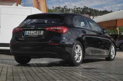 Mercedes-Benz A 180 2019 - 23780 EUR, 91680 km - AUTO.MOTO.pt - 91680km - foto 19 de 32