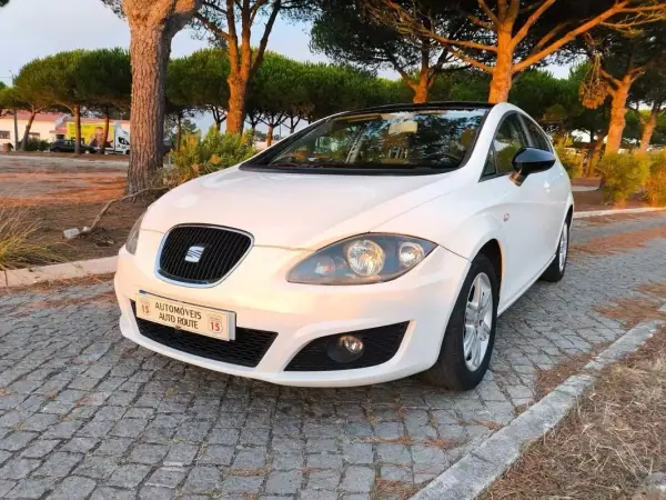 SEAT Leon 2012 - 8965 EUR, 168000 km - AUTO.MOTO.pt - 168000km - foto 2 de 12