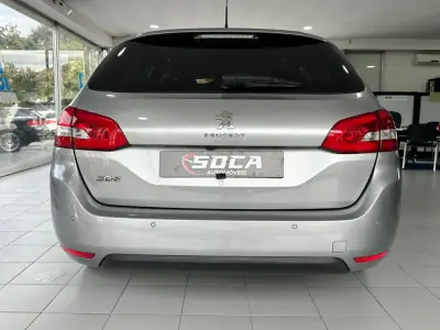 Peugeot 308 SW 2019 - 14990 EUR, 107300 km - 107300km - foto 6 de 30