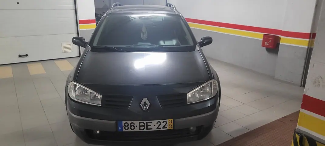 Renault Mégane 2006 - 4000 EUR, 194852 km - AUTO.MOTO.pt - 194852km - foto 1 de 7