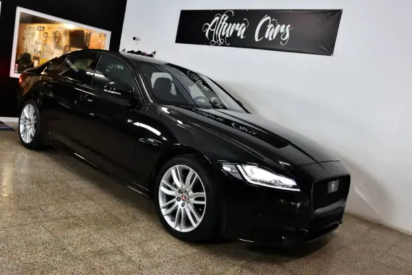 Jaguar XF 2016 - 25900 EUR, 63375 km - AUTO.MOTO.pt - 63375km - foto 28 de 36
