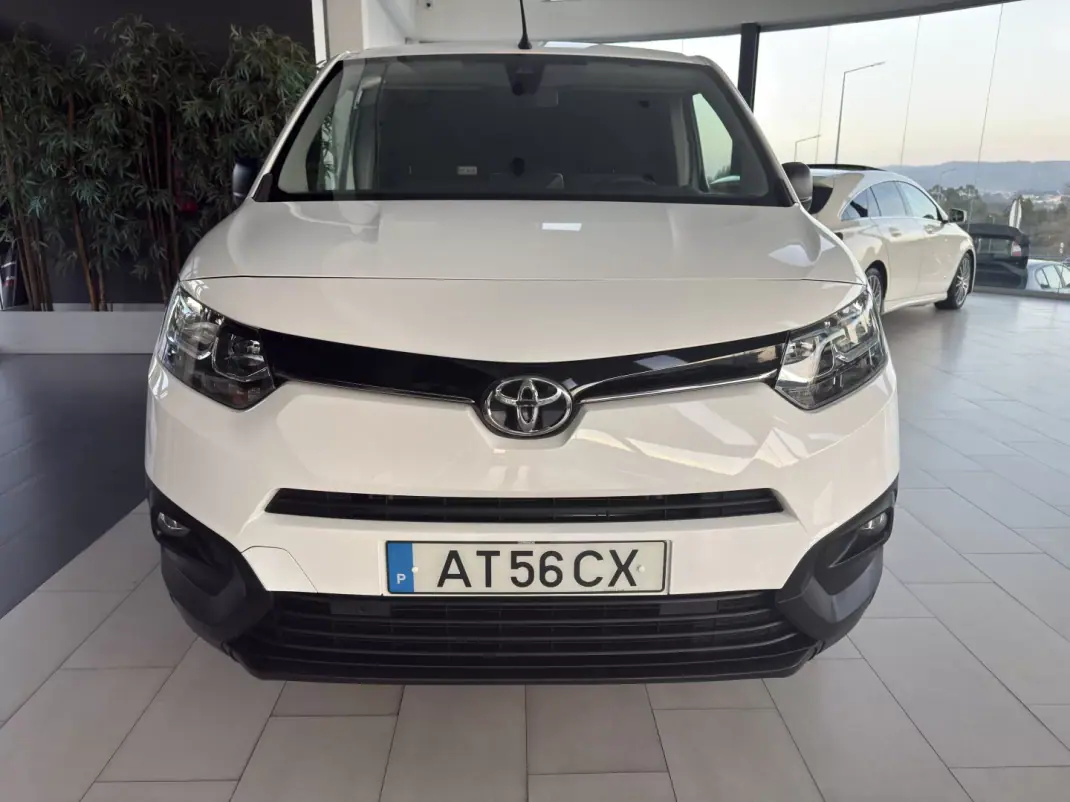 Toyota PROACE City EXCLUSIVE 2022 - 16490 EUR, 80811 km - AUTO.MOTO.pt - 80811km - foto 2 de 21