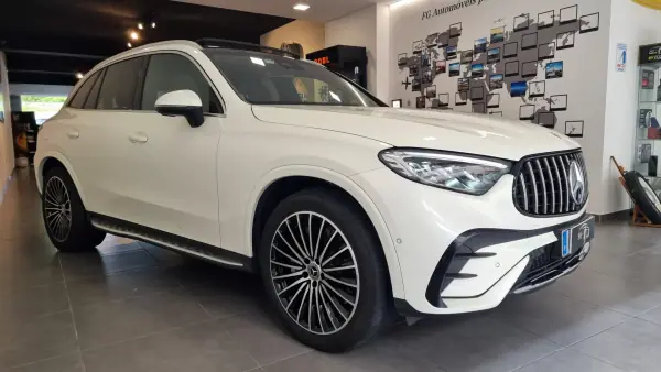 Mercedes-Benz GLC 220 2023 - 63900 EUR, 29182 km - AUTO.MOTO.pt - 29182km - foto 4 de 35