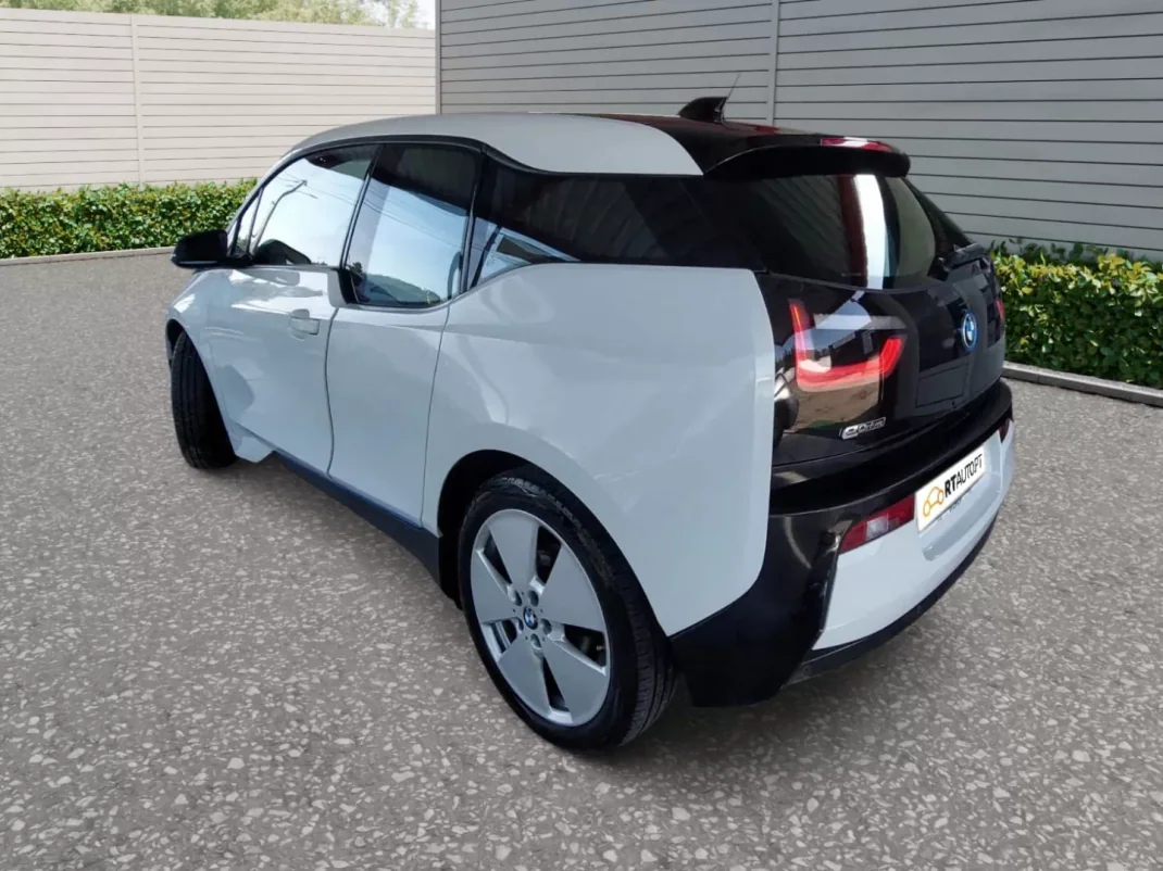 BMW i3 2016 - 13990 EUR, 180000 km - AUTO.MOTO.pt - 180000km - foto 2 de 9