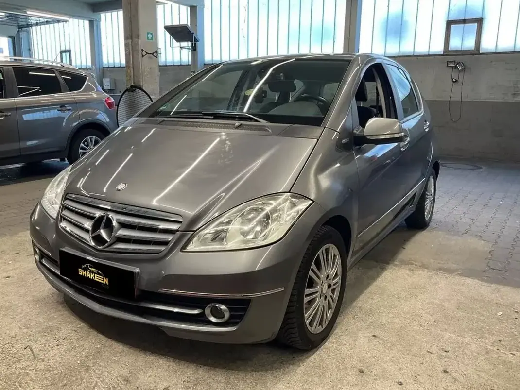 Mercedes-Benz A 160 2010 - 7450 EUR, 77889 km - AUTO.MOTO.pt - 77889km - foto 1 de 4