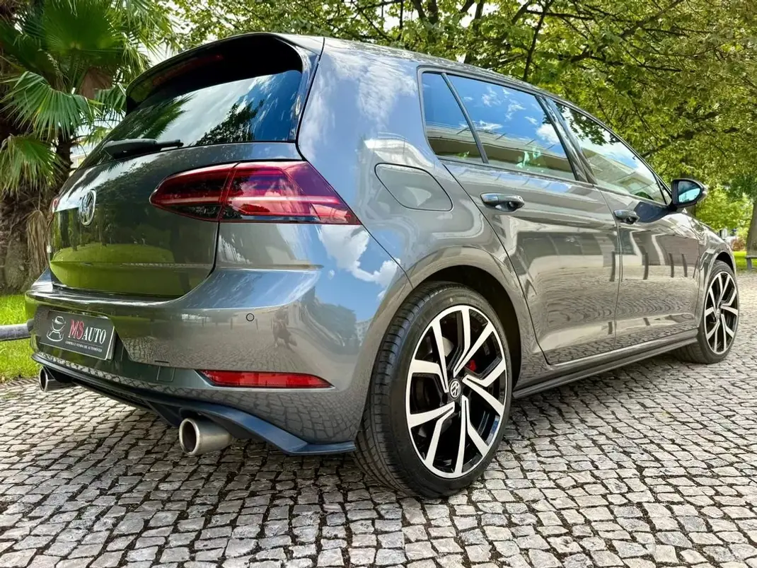 Volkswagen Golf 2019 - 26490 EUR, 113600 km - 113600km - foto 23 de 34