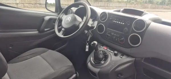 Citroën Berlingo 2018 - 11350 EUR, 138154 km - 138154km - foto 14 de 19