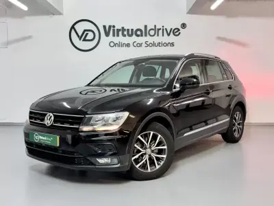 Volkswagen Tiguan 2017 - 17750 EUR, 120000 km - AUTO.MOTO.pt - 120000km - foto 1 de 50
