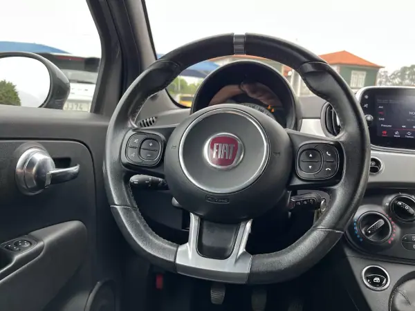 Fiat 500C 2021 - 11250 EUR, 111000 km - AUTO.MOTO.pt - 111000km - foto 16 de 36