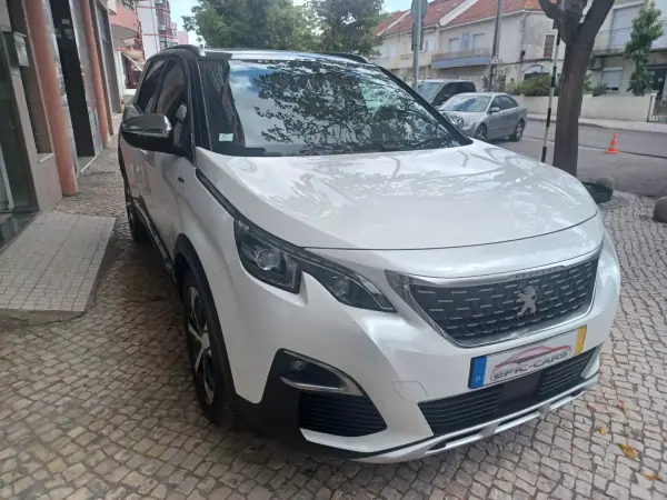 Peugeot 5008 2018 - 21890 EUR, 167073 km - AUTO.MOTO.pt - 167073km - foto 10 de 41