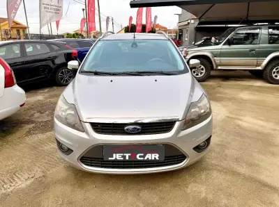 Ford Focus SW 2010 - 7990 EUR, 256850 km - AUTO.MOTO.pt - 256850km - foto 3 de 8