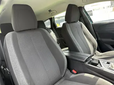 Peugeot 308 SW 2022 - 15500 EUR, 200000 km - AUTO.MOTO.pt - 200000km - foto 35 de 60