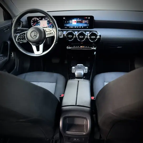 Mercedes-Benz A 180 Limousine 2020 - 21500 EUR, 145000 km - AUTO.MOTO.pt - 145000km - foto 19 de 28