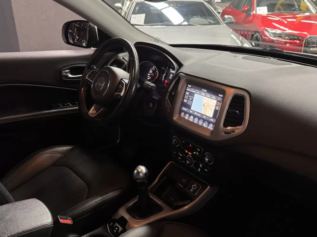 Jeep Compass 2021 - 18990 EUR, 40400 km - AUTO.MOTO.pt - 40400km - foto 27 de 27