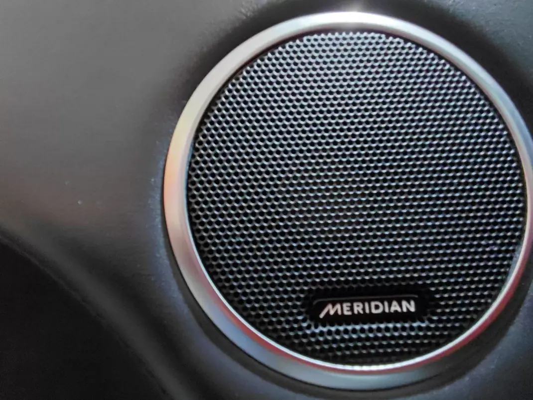 Land Rover Range Rover Sport 2019 - 57900 EUR, 128000 km - AUTO.MOTO.pt - 128000km - foto 14 de 34