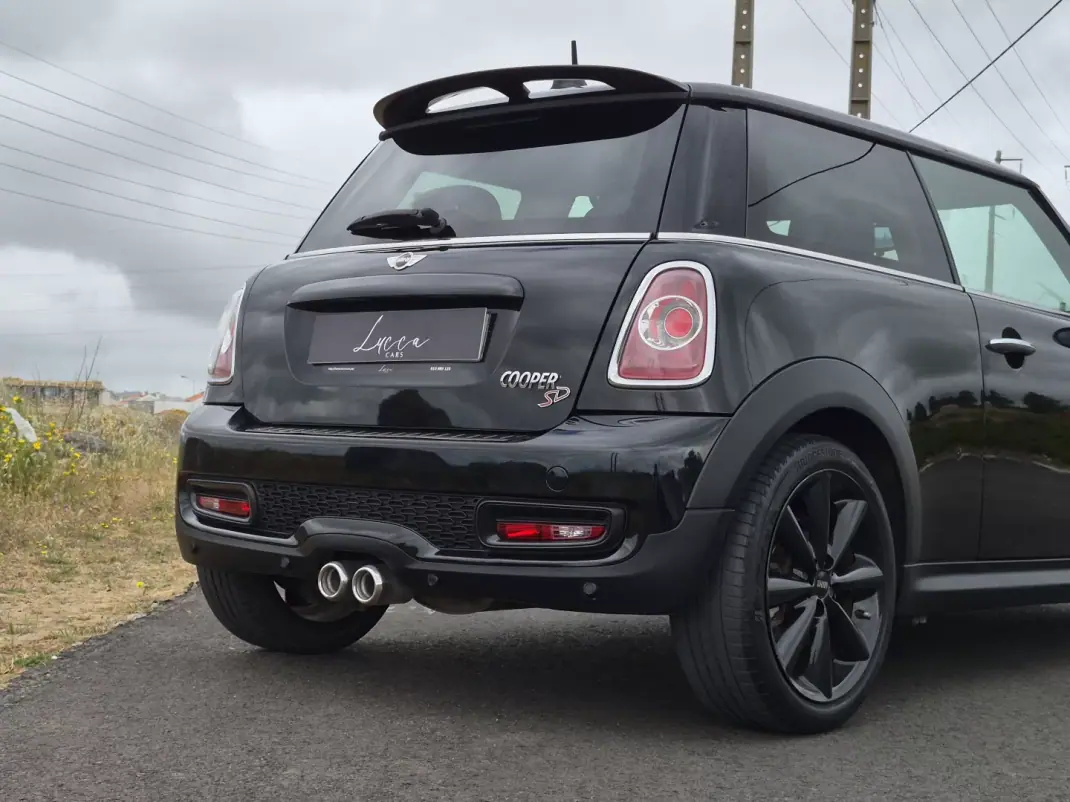 MINI 3 Portas 2013 - 11990 EUR, 187017 km - AUTO.MOTO.pt - 187017km - foto 12 de 28