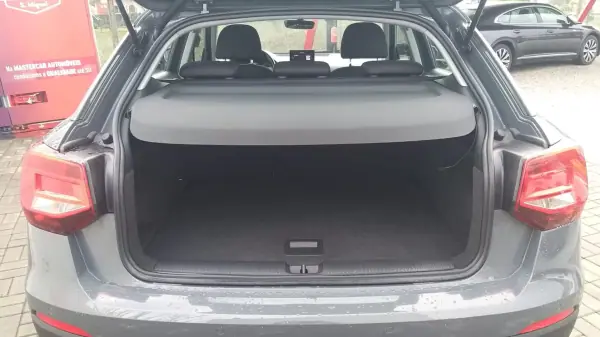 Audi Q2 2018 - 18850 EUR, 149862 km - AUTO.MOTO.pt - 149862km - foto 10 de 29