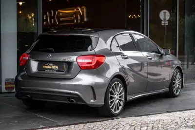 Mercedes-Benz A 180 2015 - 13990 EUR, 263650 km - AUTO.MOTO.pt - 263650km - foto 4 de 34