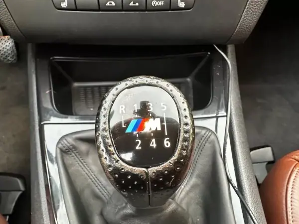 BMW 118 2008 - 9999 EUR, 248720 km - AUTO.MOTO.pt - 248720km - foto 27 de 47