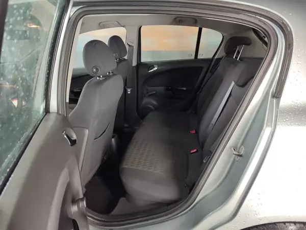 Opel Corsa 2013 - 7990 EUR, 118654 km - AUTO.MOTO.pt - 118654km - foto 14 de 14