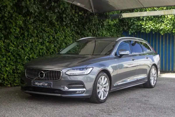 Volvo V90 2019 - 27900 EUR, 134000 km - AUTO.MOTO.pt - 134000km - foto 3 de 18