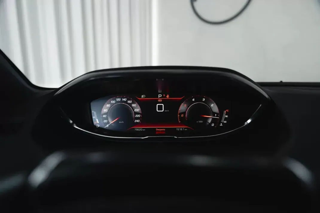 Peugeot 3008 2021 - 22950 EUR, 79620 km - 79620km - foto 23 de 54