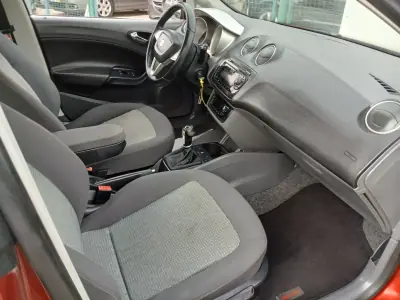 SEAT Ibiza 2009 - 5950 EUR, 160333 km - AUTO.MOTO.pt - 160333km - foto 20 de 25