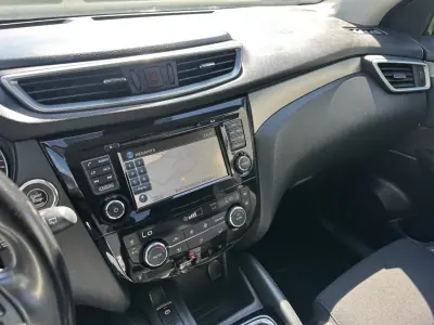 Nissan Qashqai 2018 - 15500 EUR, 200000 km - 200000km - foto 27 de 68