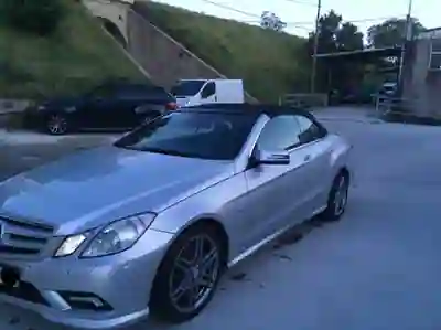 Mercedes-Benz E 250 2010 - 23000 EUR, 212000 km - AUTO.MOTO.pt - 212000km - foto 15 de 20