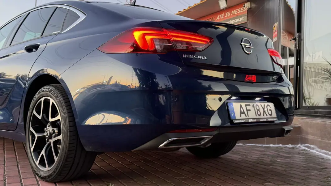 Opel Insignia Grand Sport 2021 - 14990 EUR, 169000 km - AUTO.MOTO.pt - 169000km - foto 14 de 38