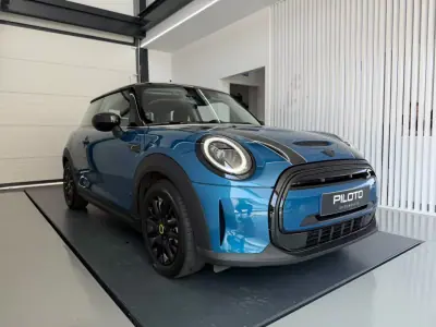 MINI 3 Portas 2023 - 22990 EUR, 4690 km - AUTO.MOTO.pt - 4690km - foto 5 de 28